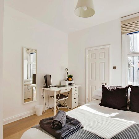 Lovely 2 Bedroom Ground Floor Flat With Garden. London Eksteriør billede