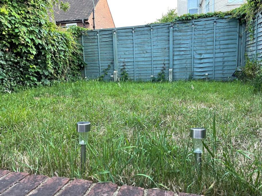 Lovely 2 Bedroom Ground Floor Flat With Garden. London Eksteriør billede