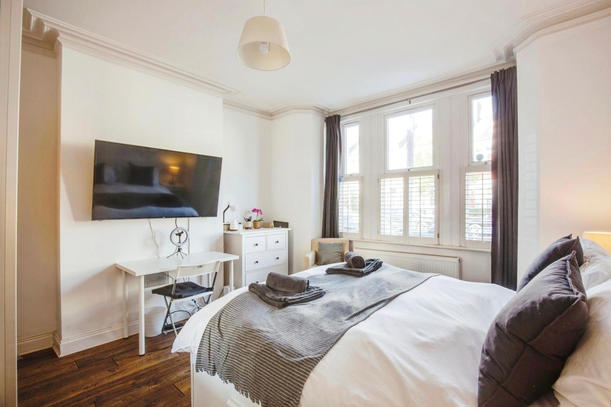 Lovely 2 Bedroom Ground Floor Flat With Garden. London Eksteriør billede