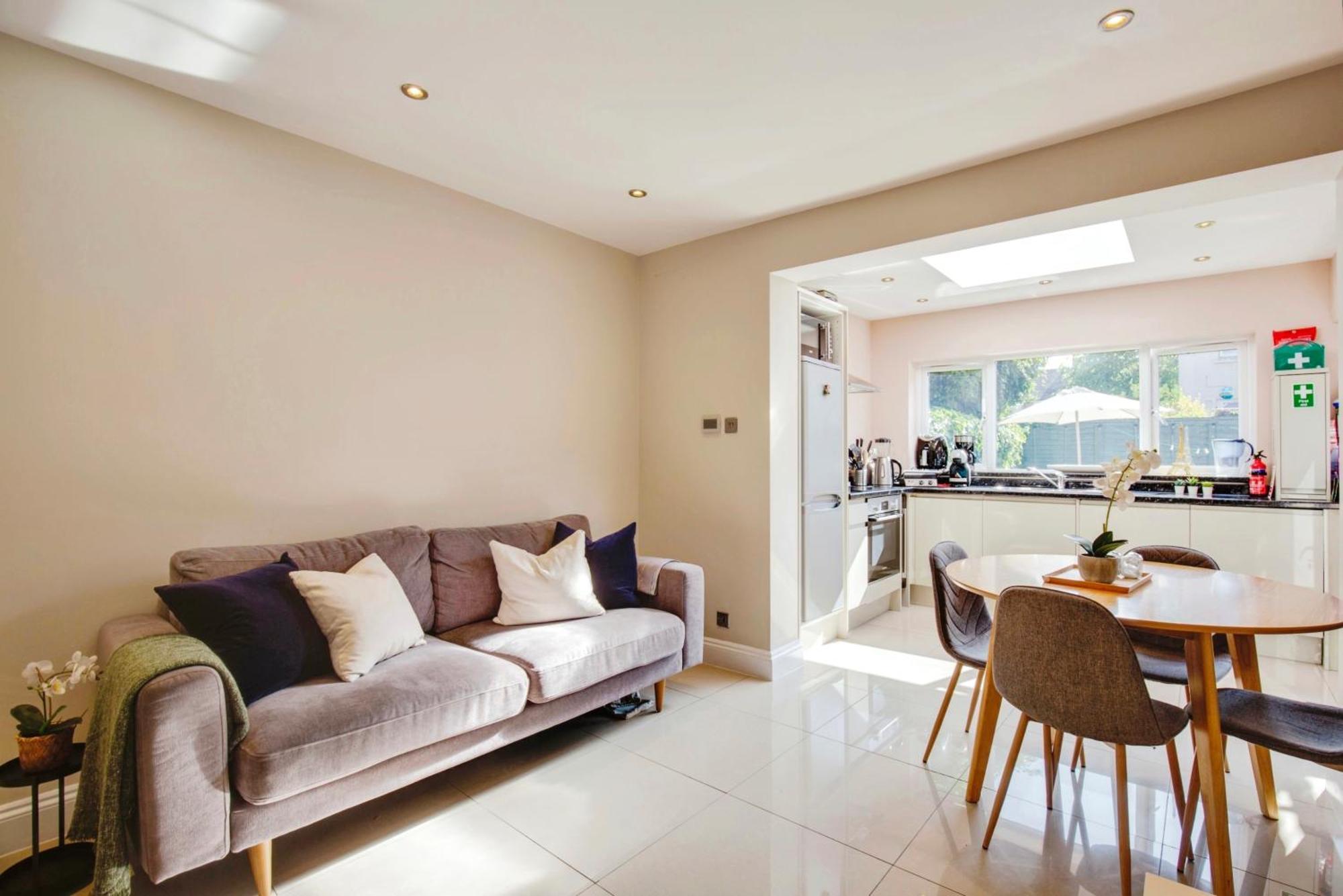 Lovely 2 Bedroom Ground Floor Flat With Garden. London Eksteriør billede