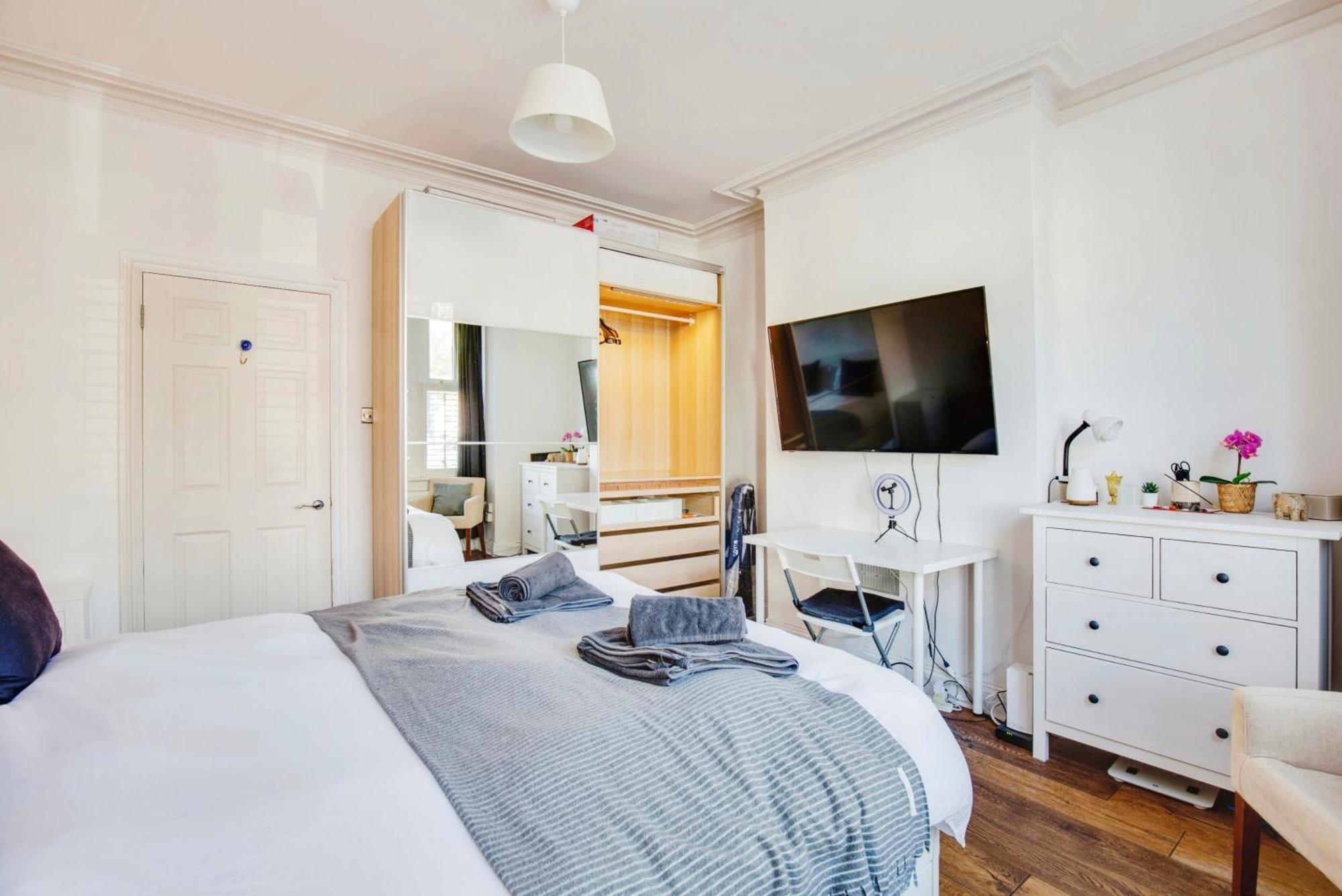 Lovely 2 Bedroom Ground Floor Flat With Garden. London Eksteriør billede