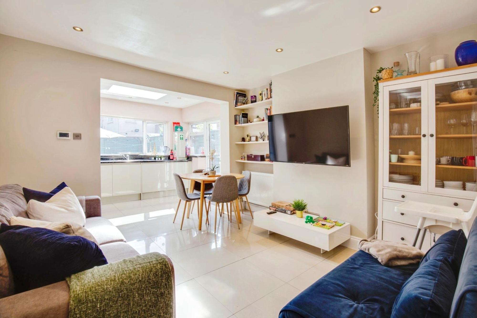 Lovely 2 Bedroom Ground Floor Flat With Garden. London Eksteriør billede