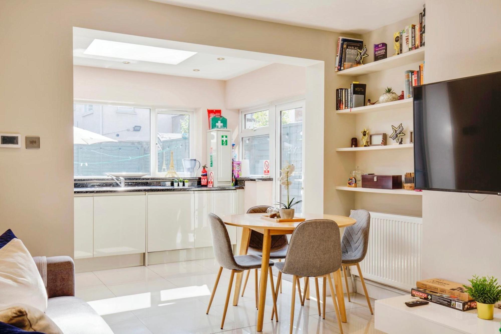 Lovely 2 Bedroom Ground Floor Flat With Garden. London Eksteriør billede